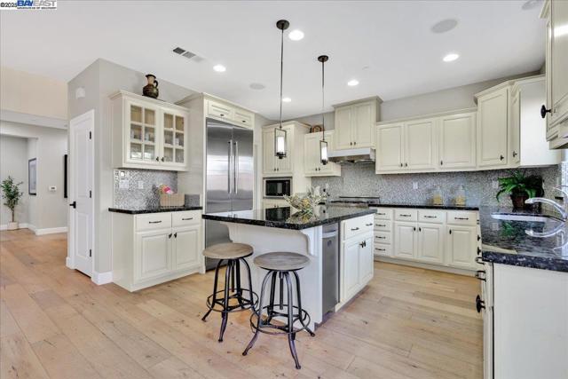 Image 18 of 60 For 3956 Jordan Ranch Dr