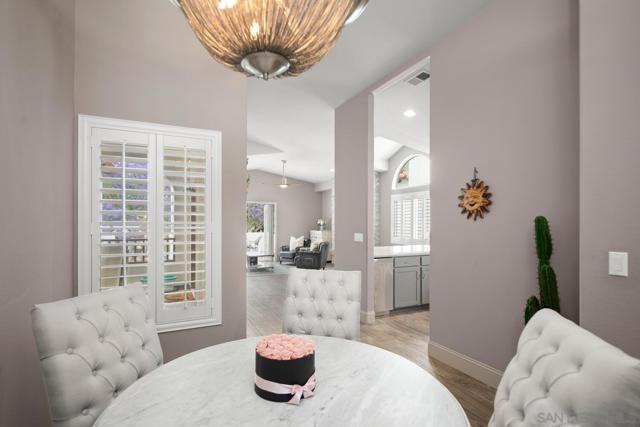 246 C Avenue, Coronado CA: https://media.crmls.org/mediaz/24bc985e-7a2e-4cbb-a0b2-d2cf81be5451.jpg