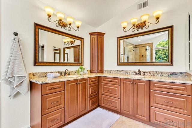 Image 24 of 41 For 7324 Celata Ln