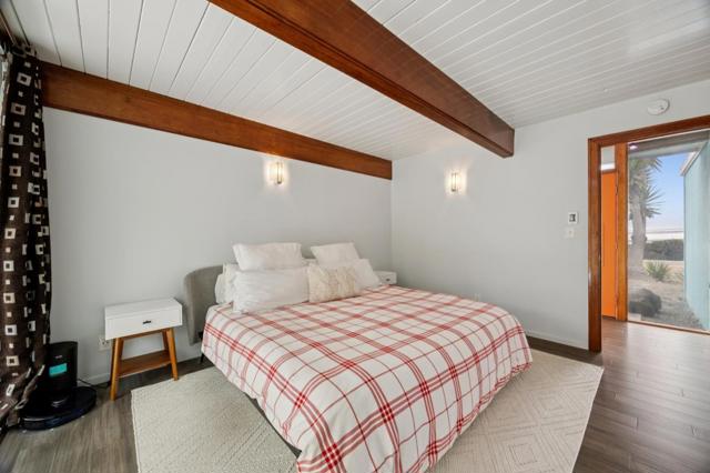 990 Avenue Alhambra, Half Moon Bay CA: https://media.crmls.org/mediaz/24bcfb06-3285-4e2a-8ad1-dba96426f3d2.jpg