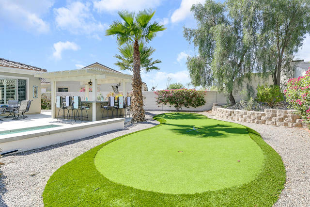 80174 Camino San Mateo, Indio CA: https://media.crmls.org/mediaz/24bd75dd-7072-499b-98de-2987edceaaac.jpg
