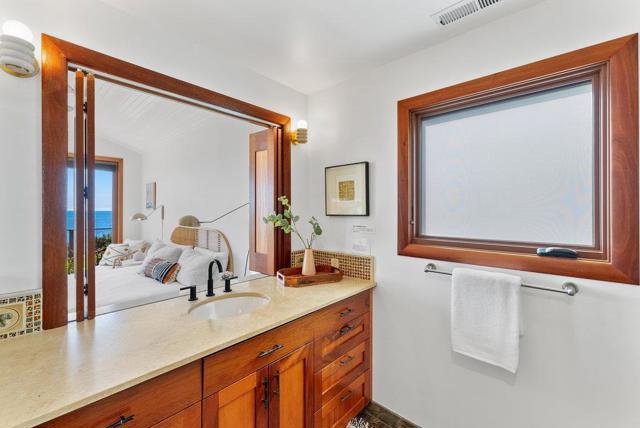 4790 Opal Cliff Drive, Santa Cruz CA: https://media.crmls.org/mediaz/24bdd419-61fa-402a-811e-d09ca6babbfb.jpg