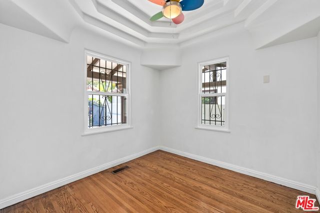 133 N Alta Vista Boulevard, Los Angeles CA: https://media.crmls.org/mediaz/24bf13b3-ea30-47c6-83e9-f25edfac5c4e.jpg