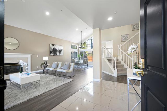 3473 Edinburgh Dr, Livermore CA: https://media.crmls.org/mediaz/24bf2fcd-4c6b-4836-904f-cf1f6553d0f1.jpg
