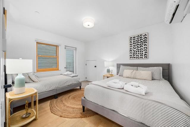 208 Capitola Avenue, Capitola CA: https://media.crmls.org/mediaz/24c0617e-52b6-4209-b7cd-4bba6f94ee18.jpg