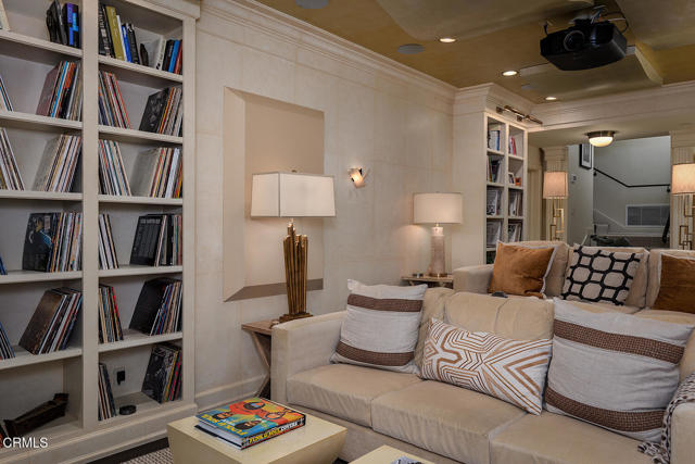 1425 Lombardy Road, Pasadena CA: https://media.crmls.org/mediaz/24c09698-87b2-427f-b53d-dc8ce748676e.jpg