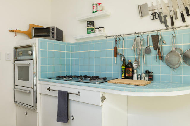 748 N Calle Rolph, Palm Springs CA: https://media.crmls.org/mediaz/24c0cab2-c411-4e10-94e0-5d5848d6745f.jpg