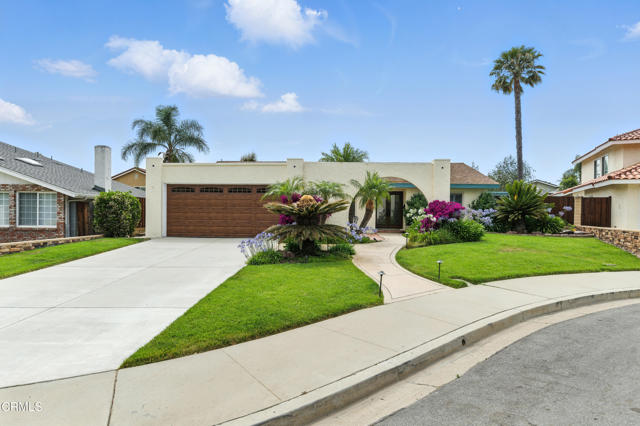 2161 Lathan Avenue, Camarillo CA: https://media.crmls.org/mediaz/24c147e7-4278-472a-b0cb-eb042e5c1d33.jpg