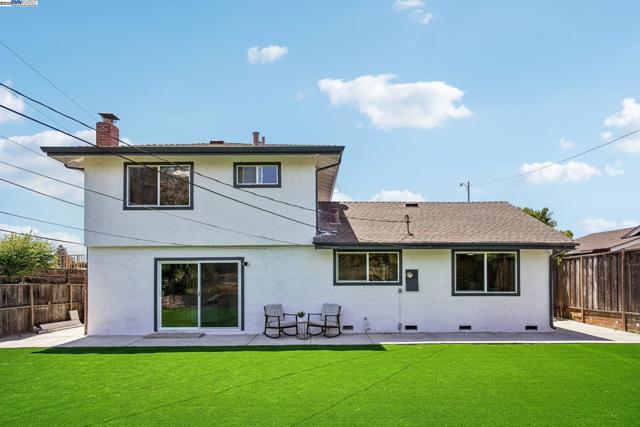 48344 Conifer St, Fremont CA: https://media.crmls.org/mediaz/24c278a0-26fb-4c18-92f2-5f368394e6af.jpg