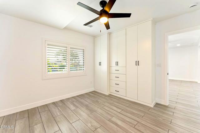 1121 La Puerta Street, Los Angeles CA: https://media.crmls.org/mediaz/24c35866-2d34-4de7-9f39-6f4b49786d35.jpg