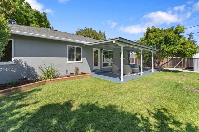 323 N Cypress Avenue, Santa Clara CA: https://media.crmls.org/mediaz/24c3d8cc-8459-47b7-8029-752b19622841.jpg