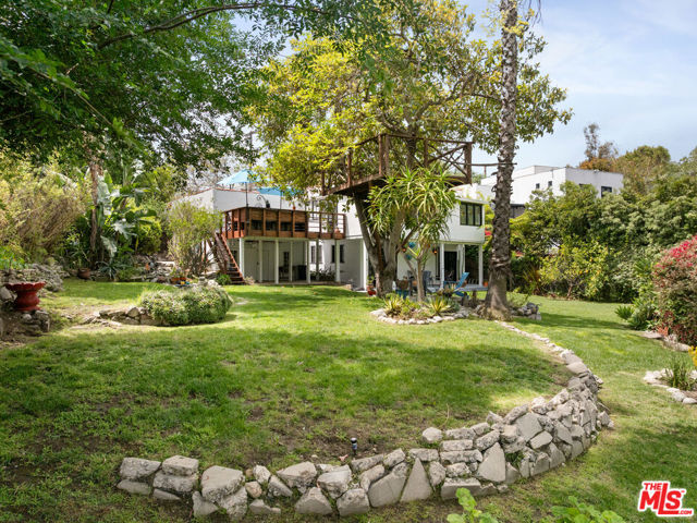 955 W Avenue 37, Los Angeles CA: https://media.crmls.org/mediaz/24c4100a-2d08-458b-b1f8-ca5b99d57997.jpg