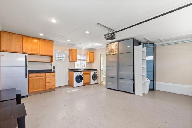 1502 Mefferd Avenue, San Mateo CA: https://media.crmls.org/mediaz/24c42f7c-fb51-4592-9861-bd068a97f9bb.jpg