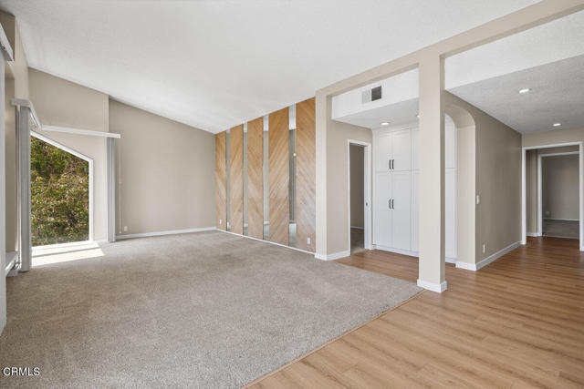 350 Paseo De Playa, Ventura CA: https://media.crmls.org/mediaz/24c57a18-88f3-4d8c-b470-faf0b9a59a7f.jpg