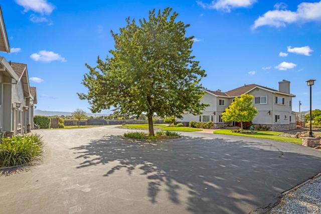 2340 Tennant Avenue, Morgan Hill CA: https://media.crmls.org/mediaz/24c59ddc-3658-4241-a6d6-f6f089fab9b8.jpg