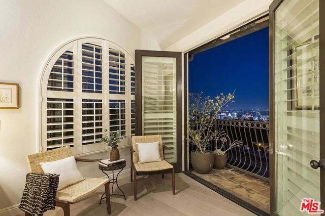 4 Bed Home for Sale in Los Angeles, California