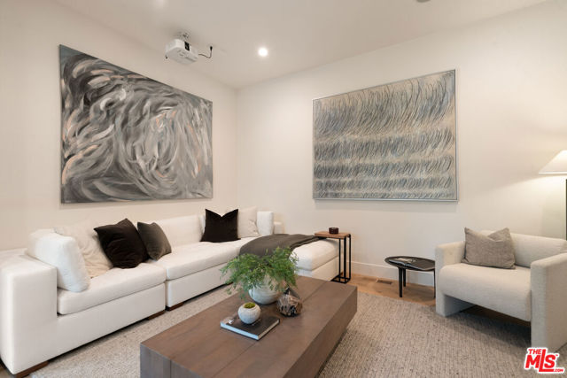 Drew Fenton | 1185 Mcclellan Drive Los Angeles CA | MLS: 7420887