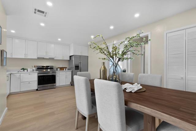 4243 Comet Circle, Union City CA: https://media.crmls.org/mediaz/24c67cc8-cadf-4cb5-b34a-8b5f9d9dee5a.jpg