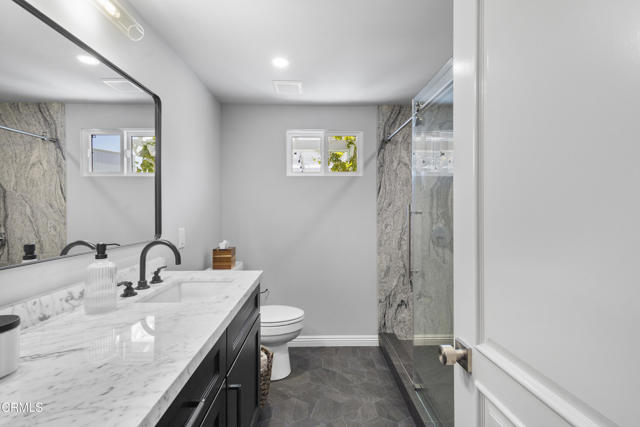 Detail Gallery Image 29 of 56 For 2350 Greencastle Ln, Oxnard,  CA 93035 - 4 Beds | 3 Baths