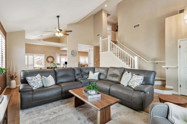 2711 Valley View Road, Hollister CA: https://media.crmls.org/mediaz/24c725ae-c594-436f-882e-a8183ea799e7.jpg