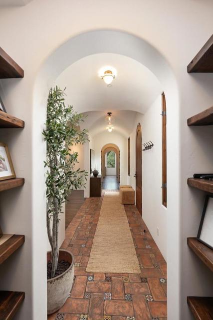 1036 Los Trancos Road, Portola Valley CA: https://media.crmls.org/mediaz/24c8957a-0777-4e3c-91b3-e069b4d2b8d1.jpg