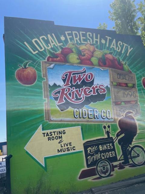 4331 Attawa, Sacramento CA: https://media.crmls.org/mediaz/24c90c36-1c36-4c97-939f-80d68d2271b1.jpg