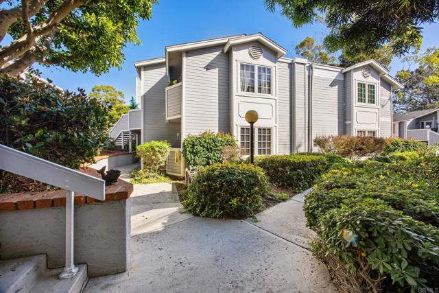 Detail Gallery Image 2 of 41 For 2168 S Coast Highway, Oceanside,  CA 92054 - 2 Beds | 2 Baths