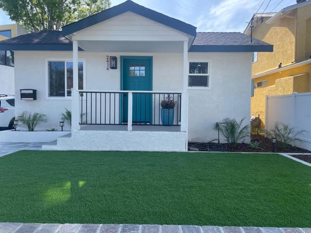 Detail Gallery Image 1 of 16 For 2416 Shamrock St, San Diego,  CA 92105 - 3 Beds | 2 Baths