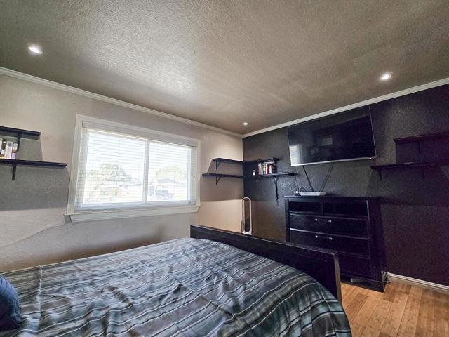 Image 18 of 40 For 1582 Fall Avenue