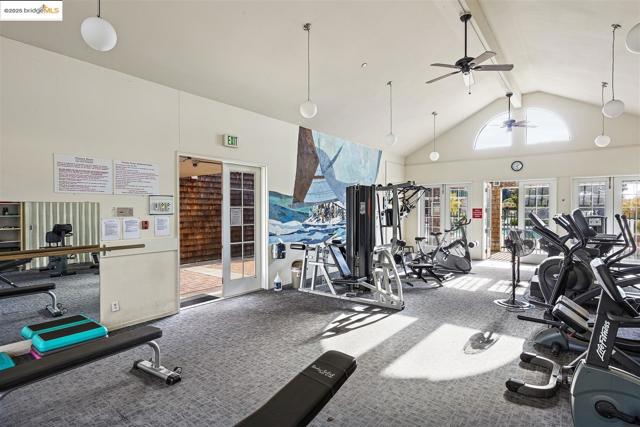 1301 Quarry Ct, Richmond CA: https://media.crmls.org/mediaz/24cf9195-cd73-4452-92ff-d7450d073278.jpg