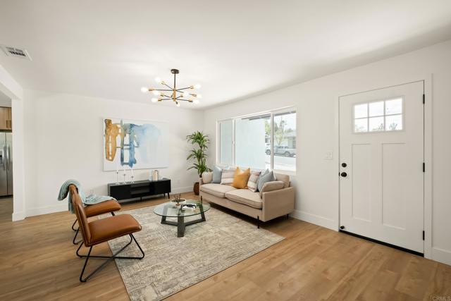 10107 Strathmore Drive, Santee CA: https://media.crmls.org/mediaz/24cfc5c1-b73b-43ce-b62c-315af5945585.jpg