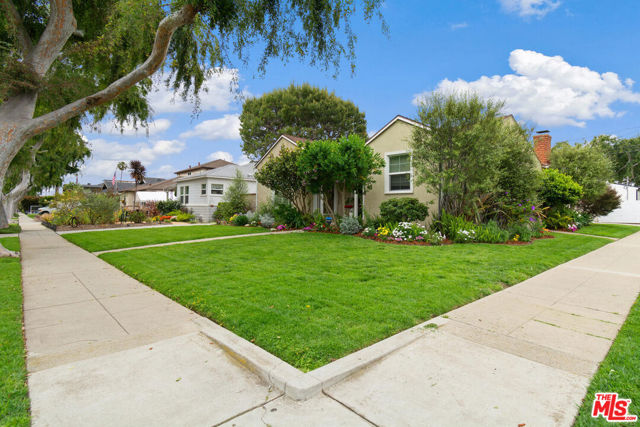 4107 Berryman Avenue, Los Angeles, California 90066, 3 Bedrooms Bedrooms, ,2 BathroomsBathrooms,Single Family Residence,For Sale,Berryman,24384185