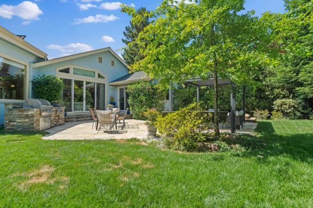 989 Lane Avenue, Mountain View CA: https://media.crmls.org/mediaz/24d09883-1f02-4f04-a975-51531c3ab7d2.jpg