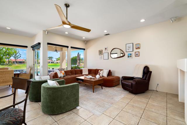 80305 Cedar, La Quinta CA: https://media.crmls.org/mediaz/24d1c30e-f648-4f5b-b3cc-f1c1dfebc23b.jpg