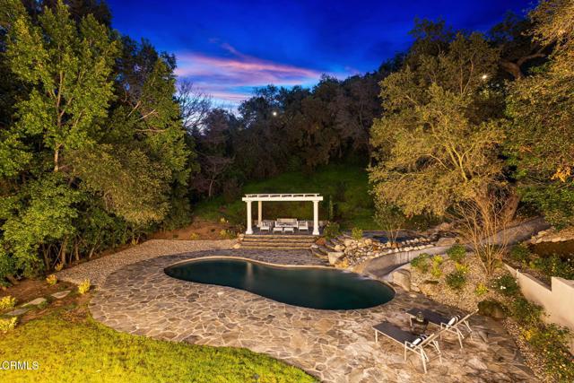 Detail Gallery Image 8 of 50 For 4080 Dover Rd, La Canada Flintridge,  CA 91011 - 5 Beds | 6/1 Baths