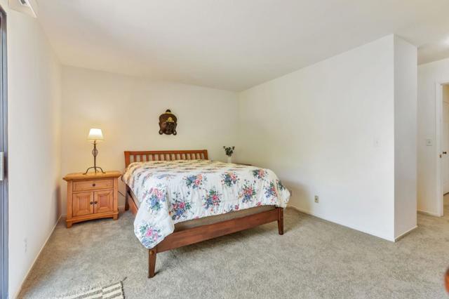 1555 Hecker Pass Road, Gilroy CA: https://media.crmls.org/mediaz/24d28c65-e89e-488c-913c-c497d8691f19.jpg