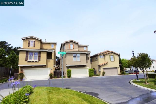 5349 EAGLE COURT, Richmond CA: https://media.crmls.org/mediaz/24d3bbe8-7b0e-4d39-83de-46682d653837.jpg