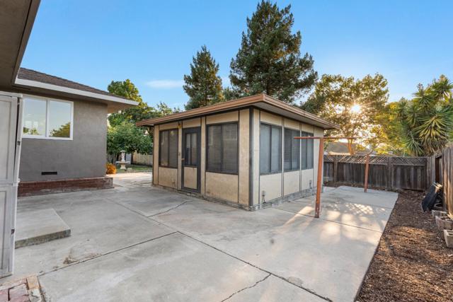 1150 Bonnie View Road, Hollister CA: https://media.crmls.org/mediaz/24d417cb-413c-482f-ad7d-c32fc0763c3d.jpg