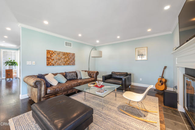Detail Gallery Image 29 of 69 For 9670 Crystal View Dr., Tujunga,  CA 91042 - 3 Beds | 2 Baths
