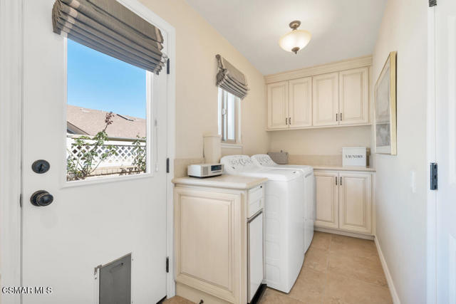 31328 Village 31, Camarillo CA: https://media.crmls.org/mediaz/24d4bc76-8f57-44bf-a433-d89fd7536c5c.jpg