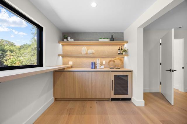 510 Yale Drive, San Mateo CA: https://media.crmls.org/mediaz/24d58342-da3d-4bdd-aaaa-f2e35c93a216.jpg