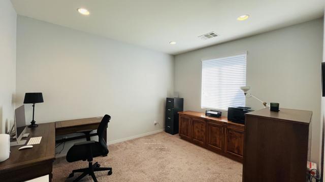 82982 Wheatley Court, Indio CA: https://media.crmls.org/mediaz/24d6403a-da69-4324-b143-5538f0389e65.jpg