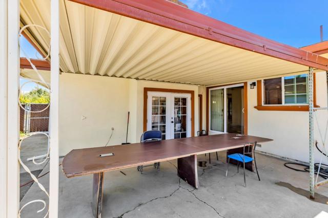7750 Lovers Lane, Hollister CA: https://media.crmls.org/mediaz/24d67045-2b8b-45fe-aaa1-60b94bd3caf7.jpg