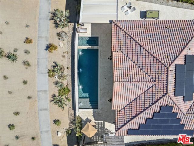 14 Merlot, Rancho Mirage CA: https://media.crmls.org/mediaz/24d6e93f-093a-4215-8cc8-30dda5e412f4.jpg