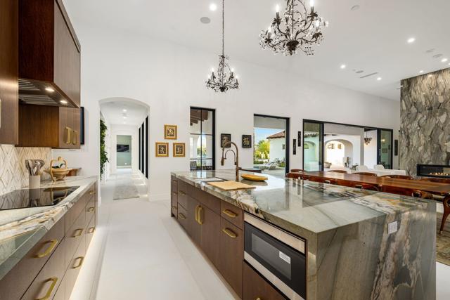 80980 Vista Galope, La Quinta CA: https://media.crmls.org/mediaz/24d6f466-e154-48ed-8c64-d53199b4419a.jpg