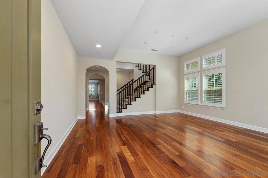 6376 Quail Run - photo 11