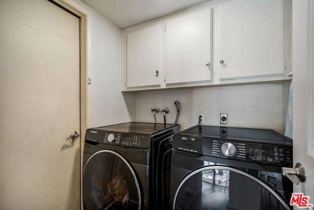 8389 Sedan Avenue, West Hills CA: https://media.crmls.org/mediaz/24d7c950-9c8a-4ccb-8745-05ee0c741c47.jpg