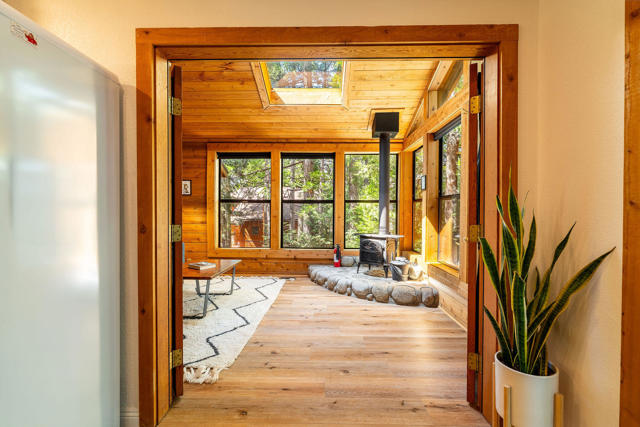 24542 Fern Valley Road, Idyllwild CA: https://media.crmls.org/mediaz/24d80ae0-600a-44cd-b2b7-a8420933ab14.jpg