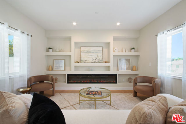 1902 Gates Avenue, Redondo Beach, California 90278, 3 Bedrooms Bedrooms, ,2 BathroomsBathrooms,Residential,Sold,Gates,25621447