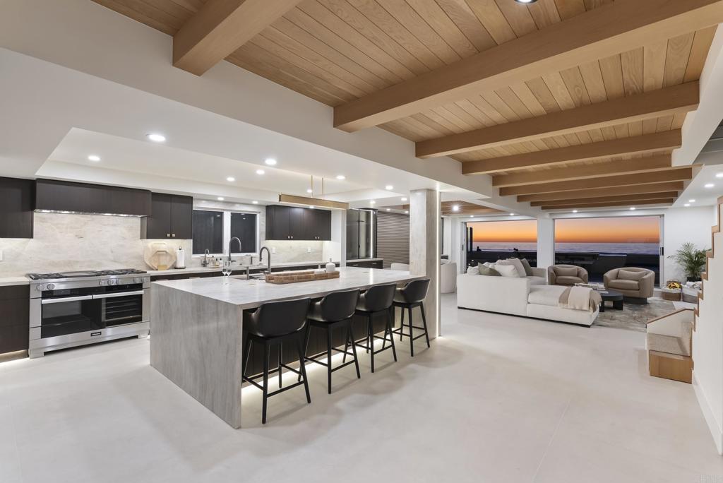 2016 Ocean Front